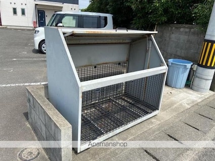 ヴィラ・アンソレイエ高松東[1LDK/48.03m2]の共用部1