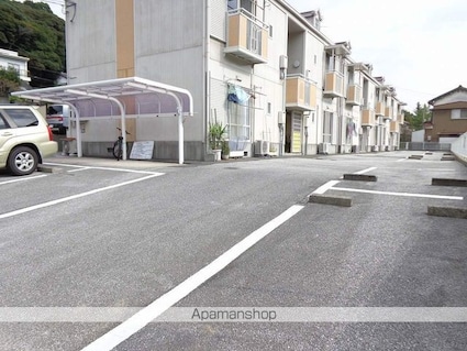 すばる朝倉[2K/39.23m2]の駐車場