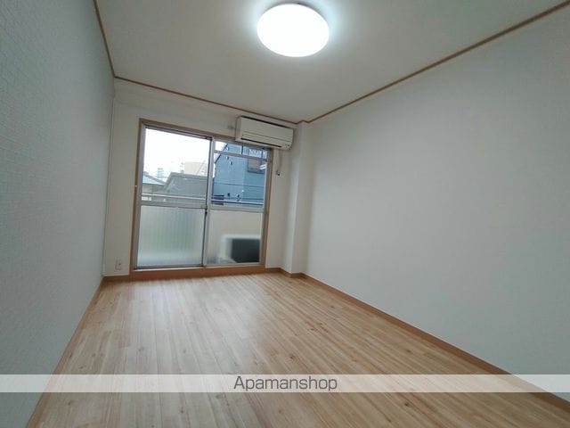 COMFY鴻池新田駅前の内装写真