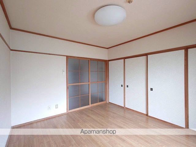 空とこもれ陽のギャルデの内装写真
