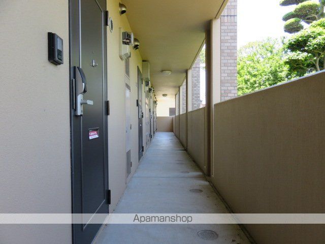 アクアルミエールの玄関写真