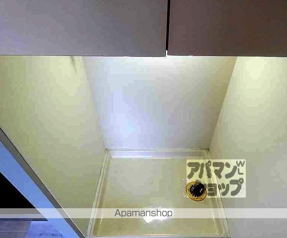 紫野上柏野町マンションの内装写真