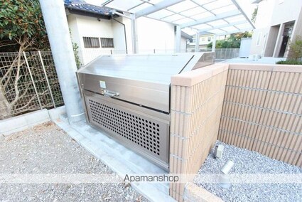 メゾン　ド　カルマン[2LDK/54.22m2]の共用部4