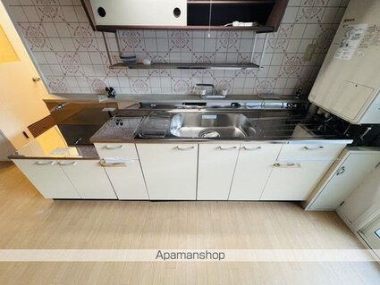 ヴィラナリー函館１号棟　（ヴィラナリーハコダテイチゴウトウ）[3DK/61.12m2]のキッチン