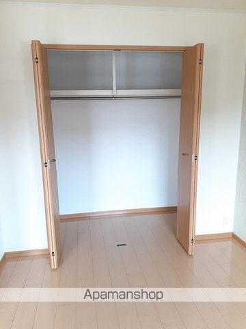 ブライドガーデンII A棟の内装写真