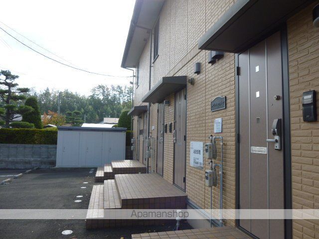 メゾンドワイズマンの玄関写真