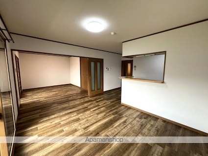 Ｂ－ｍａｉｍａｉ[2LDK/62.16m2]のリビング・居間1