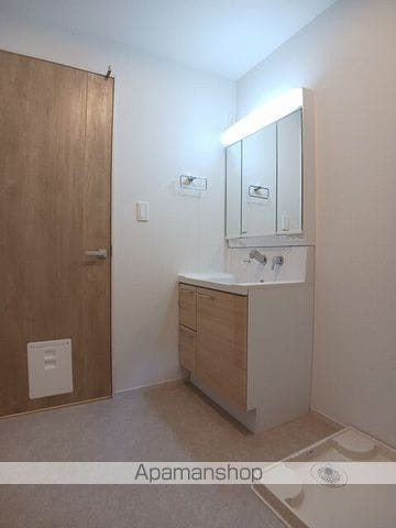 KURA・保田窪本町の内装写真