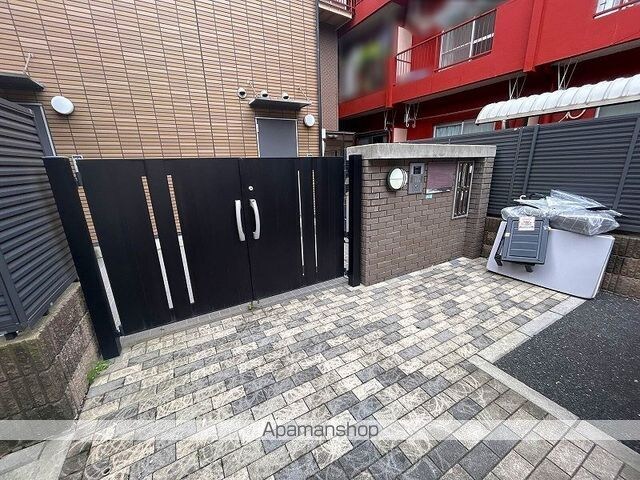 東京都中野区新井１丁目[1K/25.44m2]のエントランス1
