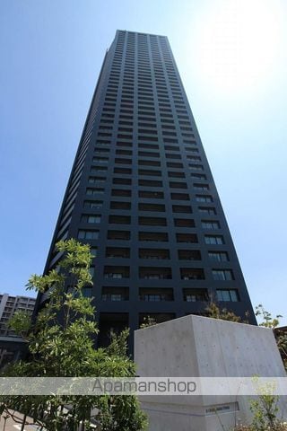 センターマークスタワーの外観写真