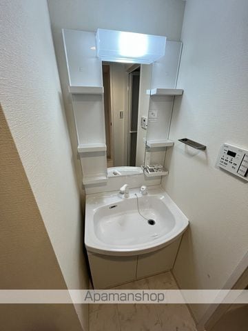 ベルンガーデン林寺の内装写真