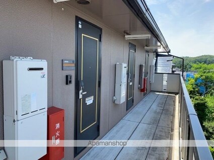 メゾンパークみずほ台[1K/25.28m2]のエントランス