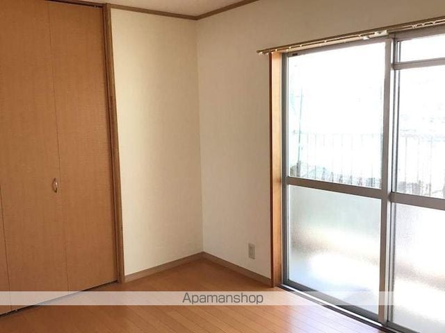 松田マンションの内装写真