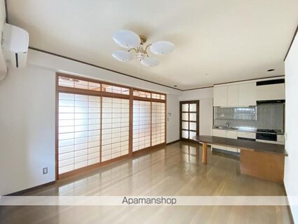 ローズ・シャンブル[3LDK/71.71m2]のリビング・居間