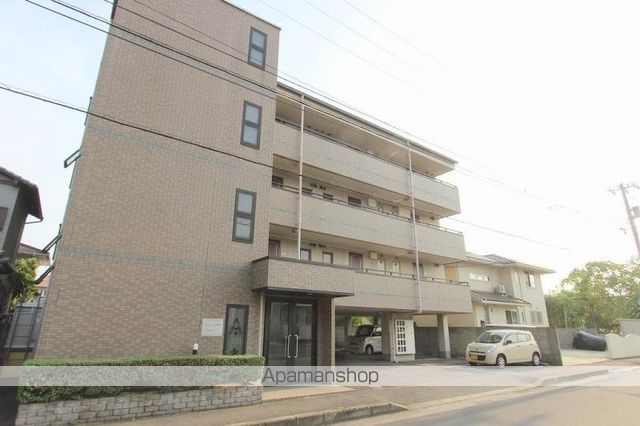 グランツ屋島IIIの外観写真