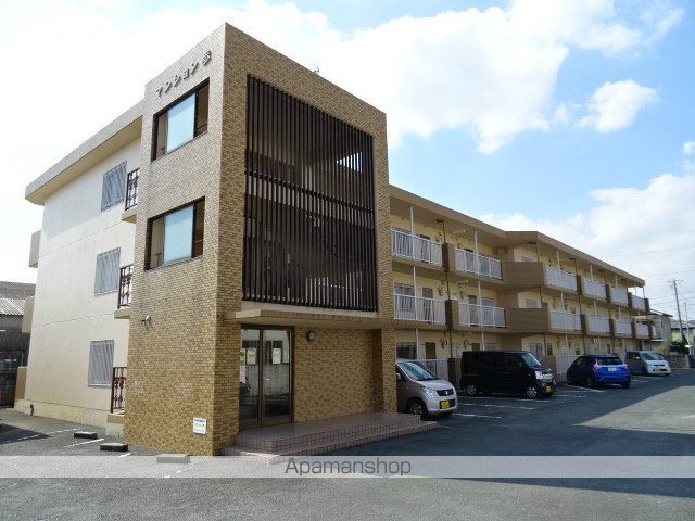 マンション歩
