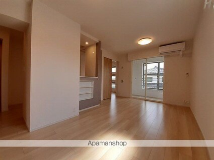 明和ハウス　沙来館[2LDK/61.8m2]のリビング・居間