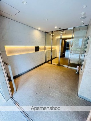 ルジェンテ・バリュ上野[1LDK/33.46m2]のエントランス1