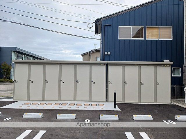 ヒカルサ金沢畝田東Iの内装写真