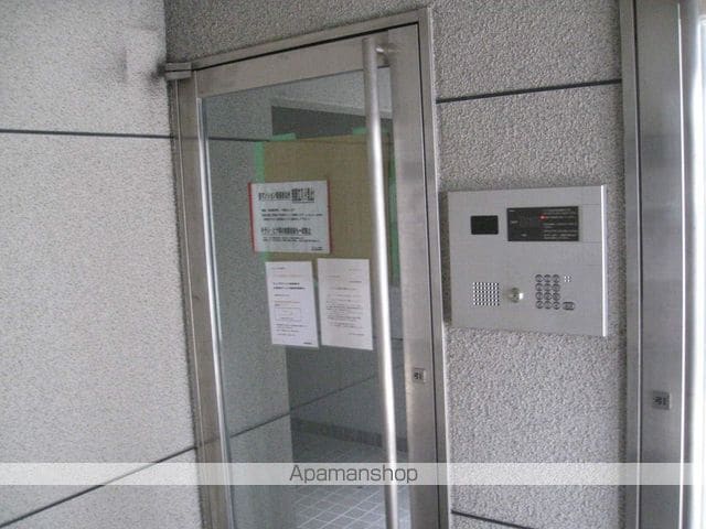 センチュリー玉川の玄関写真