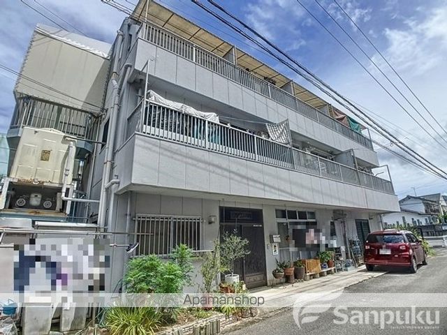 コーポ和泉の外観写真