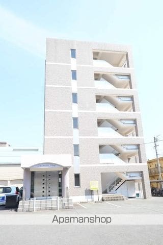 アイン ノイア ヴィントの外観写真