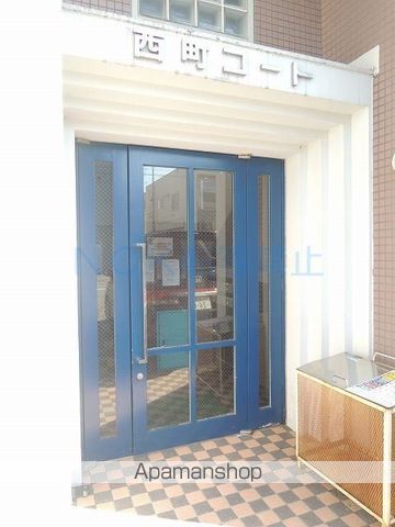 西町コートの玄関写真