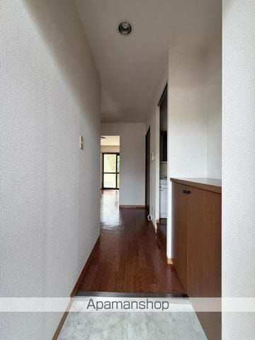 フォブール八栗の内装写真