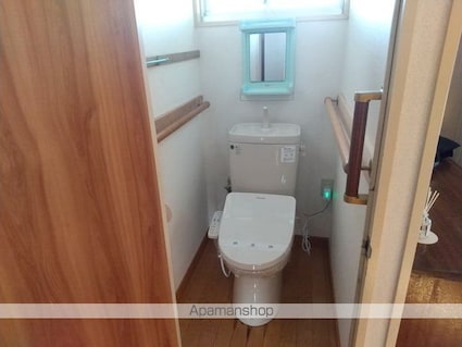 ニュー穂高荘[2K/43m2]のトイレ