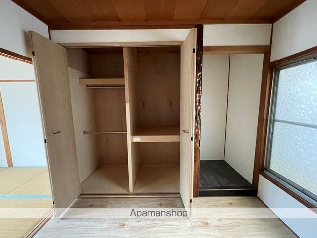 安堂町連棟貸家の内装写真