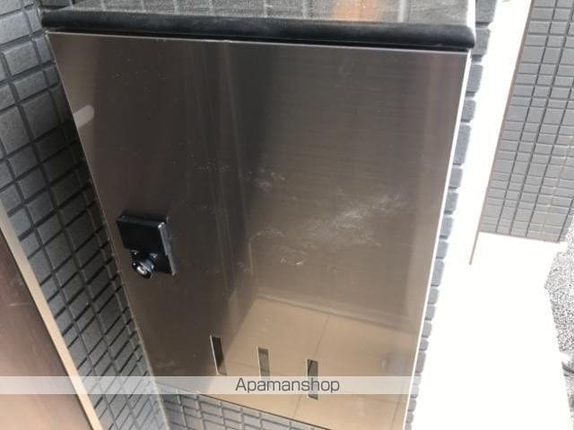 アインタウゼントの内装写真