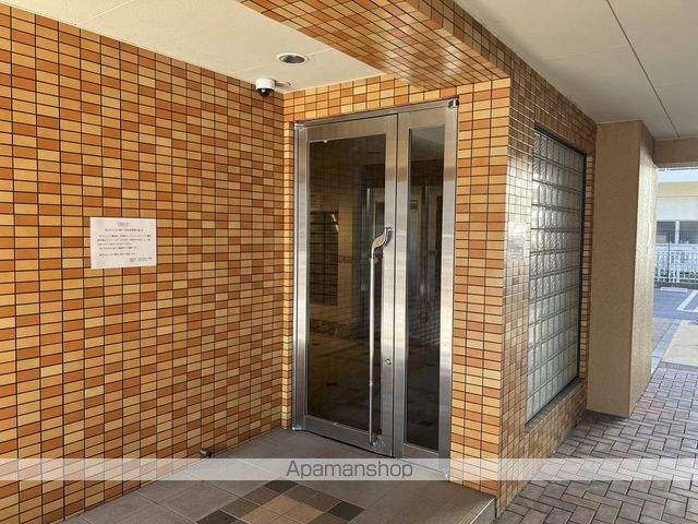 グレイス国府宮IIの玄関写真
