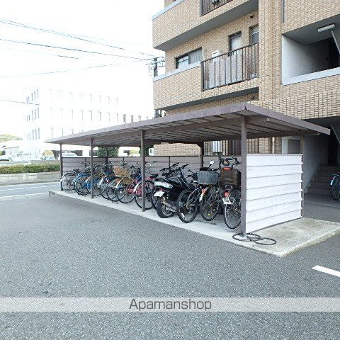 ピースフル板付の外観写真