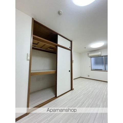 山之内文化の内装写真