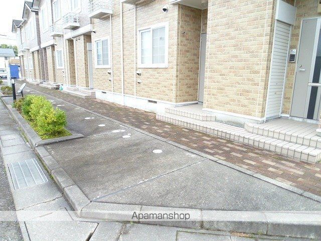 シューネスハイムIの玄関写真