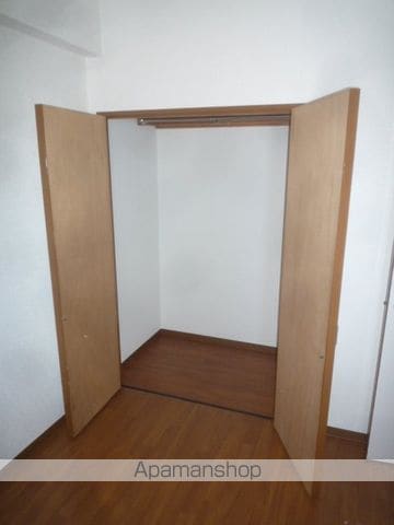 メゾングッチの内装写真
