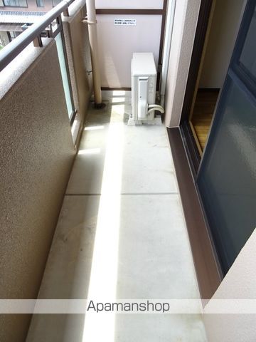 メイプルバンクの内装写真