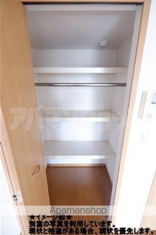 プラシードの内装写真