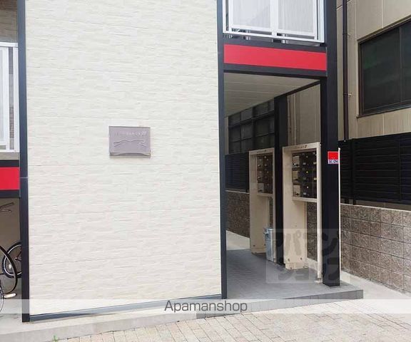 レオパレス洛南の玄関写真