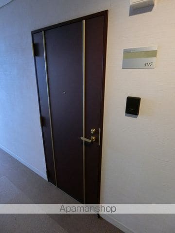 スマイルパークトダビルの玄関写真