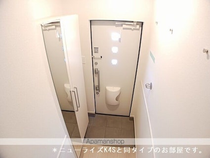 クレール聖和Ｃ[2LDK/59.16m2]の玄関
