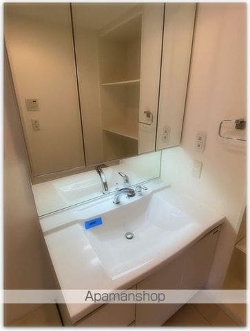 クロスレジデンス大阪新町の内装写真