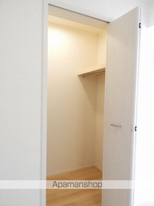 ハイ　ロザーナ　ファミリア[1R/35.19m2]の収納