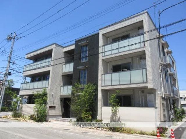 富山地鉄不二越上滝 栄町駅 徒歩9分 3階建 築8年の外観写真