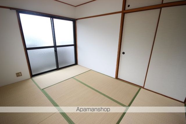 サンパレス温品の内装写真