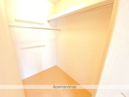 キャトルセゾン瀬田西[1K/30.3m2]の収納