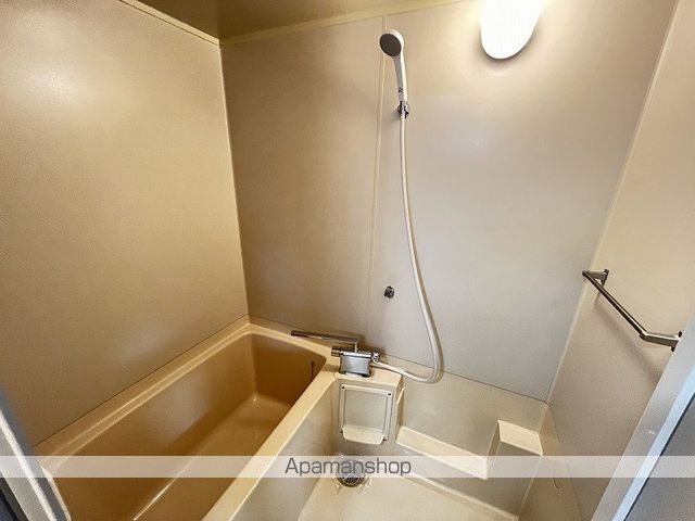 コスモシティーの内装写真