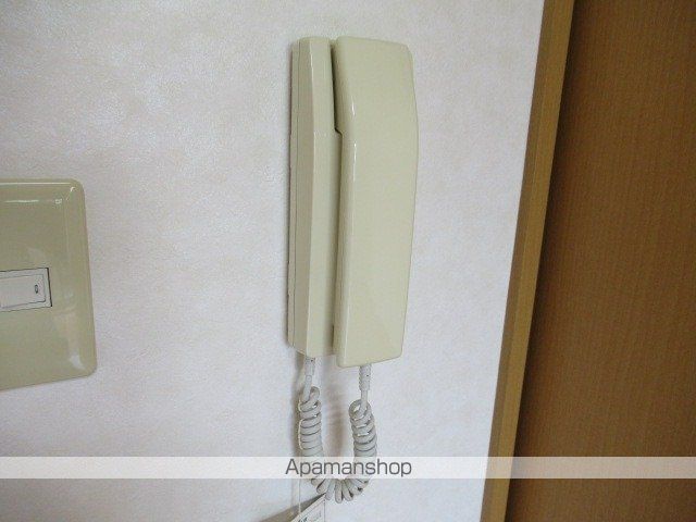 メイプルコート館坂の内装写真