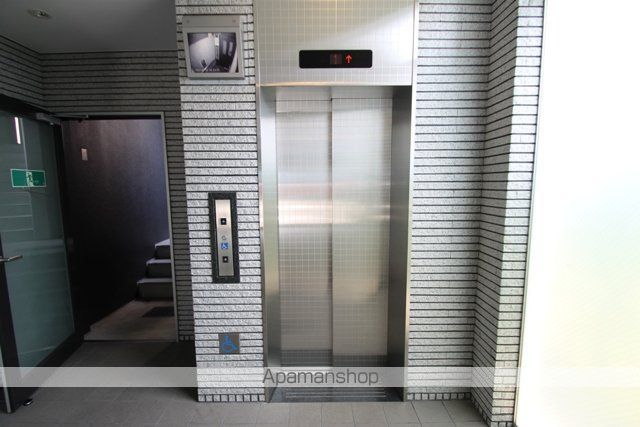 新大阪南グランドマンションの玄関写真