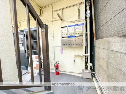 松本ビル[1K/23.24m2]のエントランス1